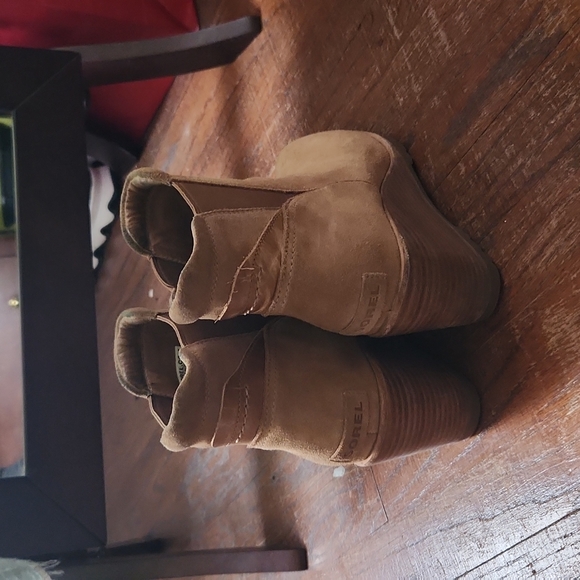 Sorel boots, size 9.5, color Camel - Picture 3 of 5